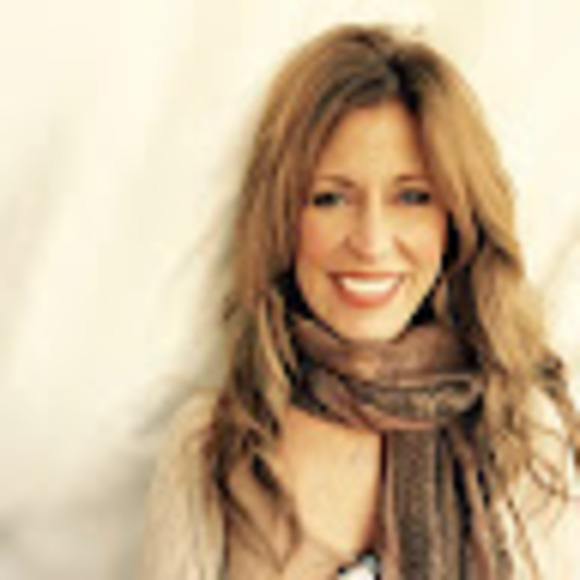 Meet your Posher, Yvonne - Picture 1 of 1